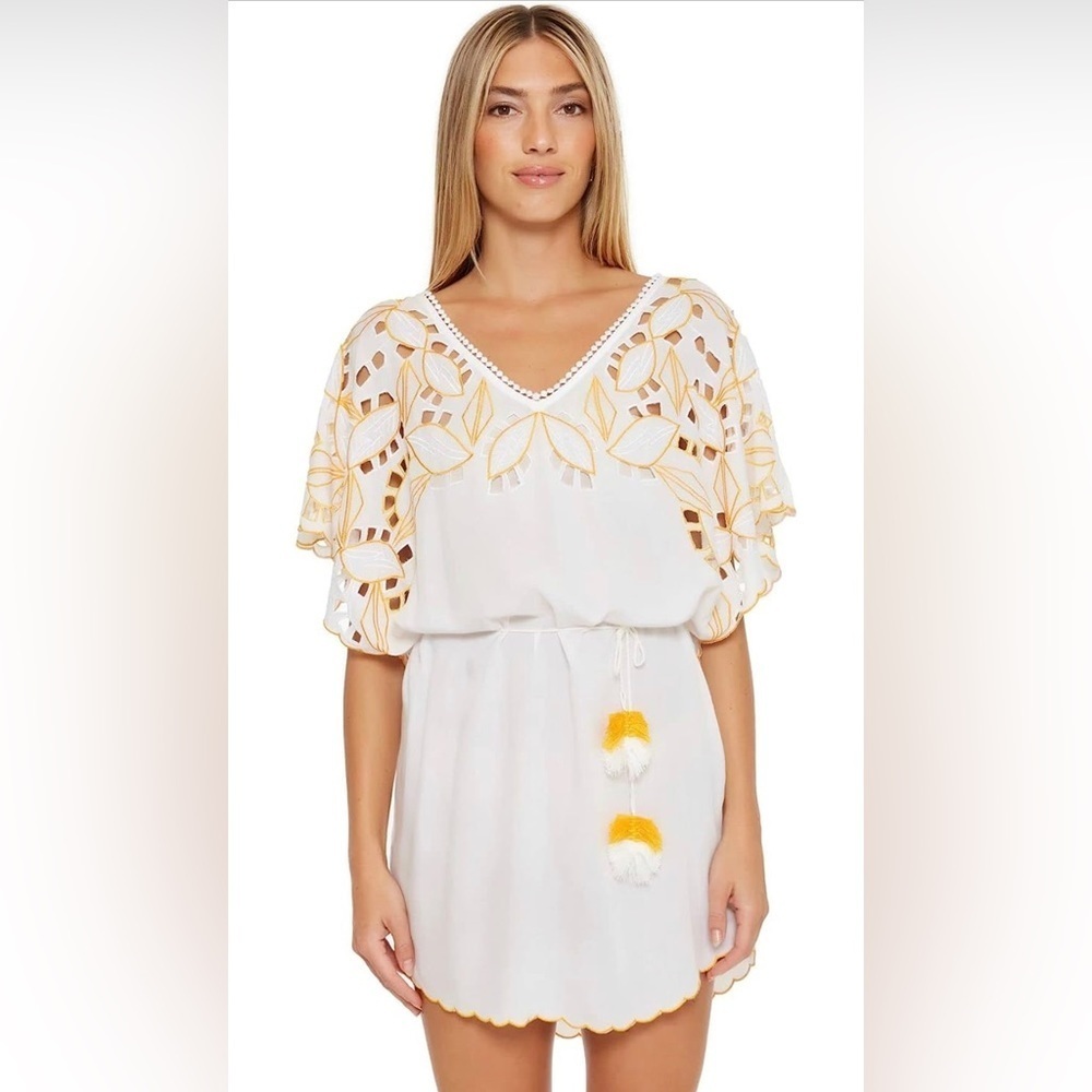 **NWT** Trina Turk Lahaina Embroidered Swim Cover-Up